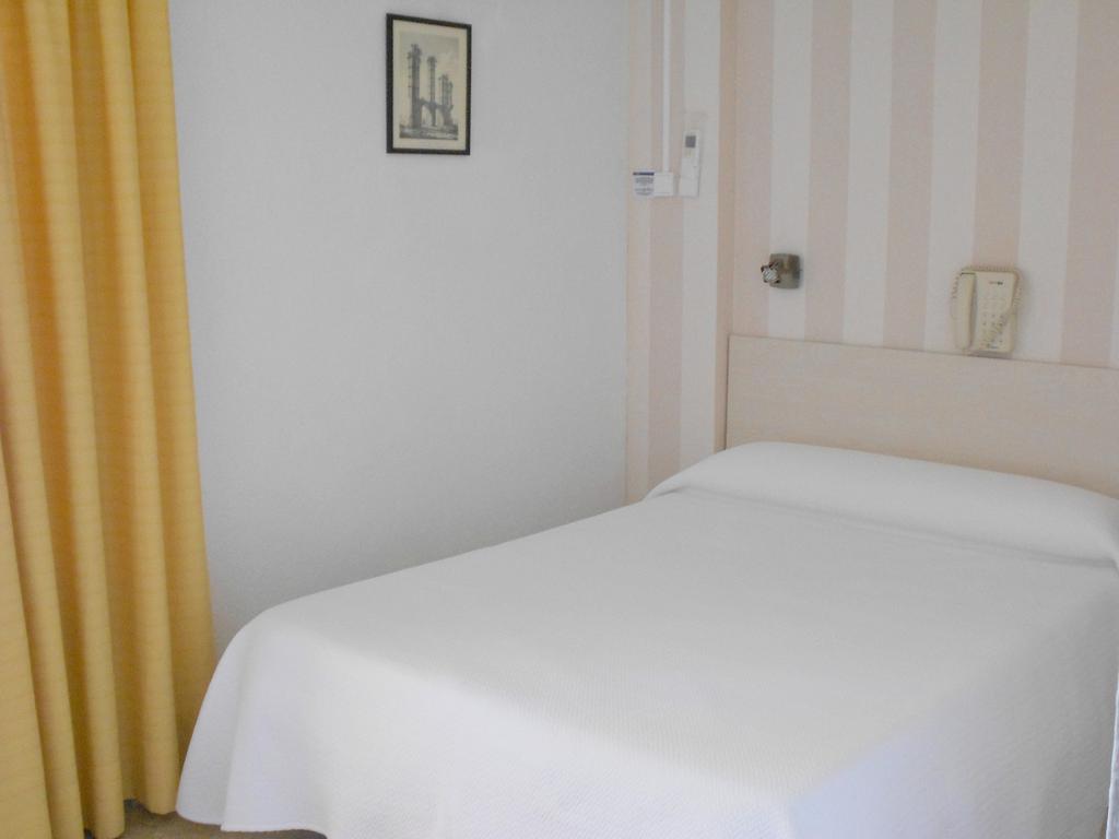 Hotel Tramontana Benicassim Room photo